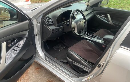 Toyota Camry, 2007 год, 1 050 000 рублей, 8 фотография