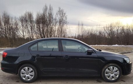 Volkswagen Jetta VI, 2011 год, 1 100 000 рублей, 4 фотография