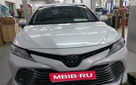 Toyota Camry, 2020 год, 3 247 000 рублей, 5 фотография