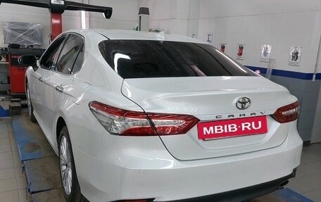 Toyota Camry, 2020 год, 3 247 000 рублей, 3 фотография