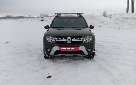 Renault Duster I рестайлинг, 2017 год, 1 450 000 рублей, 4 фотография