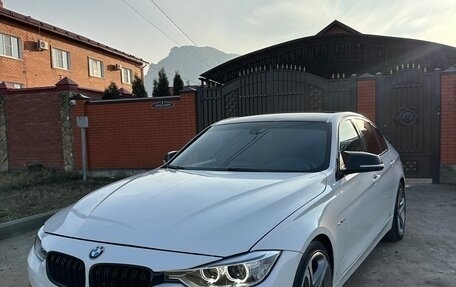 BMW 3 серия, 2011 год, 1 470 000 рублей, 10 фотография