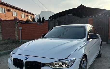 BMW 3 серия, 2011 год, 1 470 000 рублей, 4 фотография