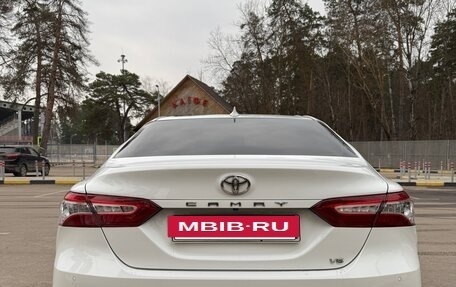 Toyota Camry, 2020 год, 3 700 000 рублей, 8 фотография