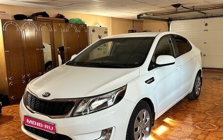 KIA Rio III рестайлинг, 2014 год, 997 000 рублей, 1 фотография