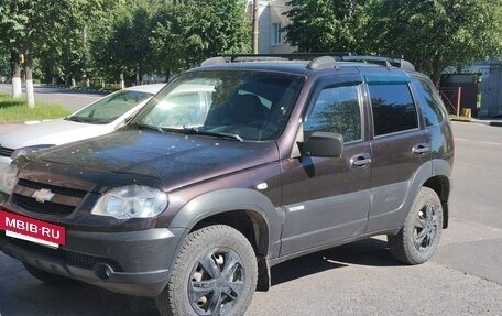 Chevrolet Niva I рестайлинг, 2011 год, 520 000 рублей, 6 фотография