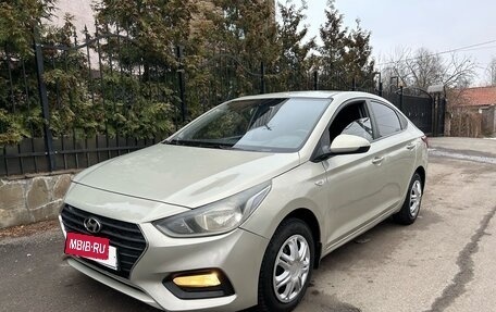 Hyundai Solaris II рестайлинг, 2019 год, 1 080 000 рублей, 4 фотография