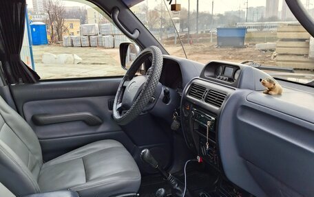 Toyota Land Cruiser Prado 90 рестайлинг, 1998 год, 1 570 000 рублей, 8 фотография