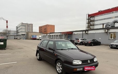 Volkswagen Golf III, 1993 год, 240 000 рублей, 1 фотография