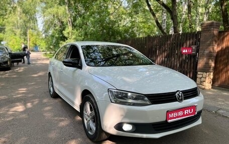 Volkswagen Jetta VI, 2012 год, 1 100 000 рублей, 1 фотография