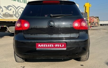 Volkswagen Golf V, 2004 год, 600 000 рублей, 7 фотография