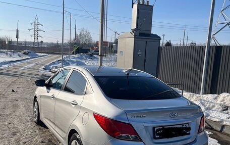 Hyundai Solaris II рестайлинг, 2014 год, 1 050 000 рублей, 3 фотография