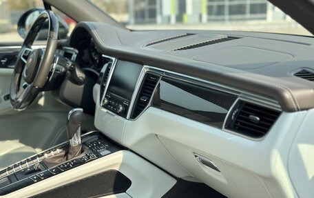Porsche Macan I рестайлинг, 2017 год, 4 700 000 рублей, 4 фотография