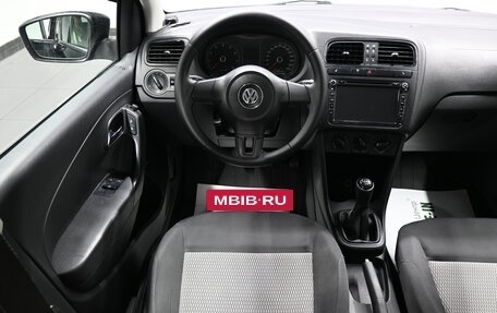 Volkswagen Polo VI (EU Market), 2012 год, 745 000 рублей, 13 фотография