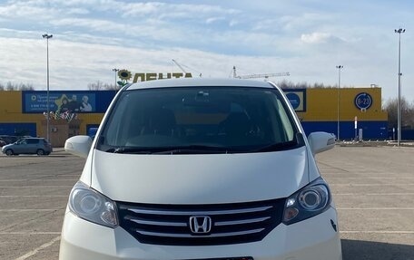 Honda Freed I, 2010 год, 1 200 000 рублей, 1 фотография