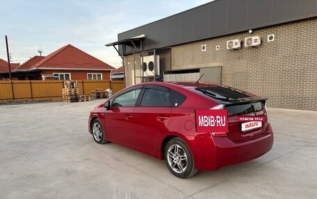 Toyota Prius, 2010 год, 950 000 рублей, 5 фотография