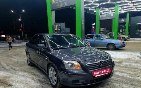 Toyota Avensis III рестайлинг, 2005 год, 830 000 рублей, 11 фотография