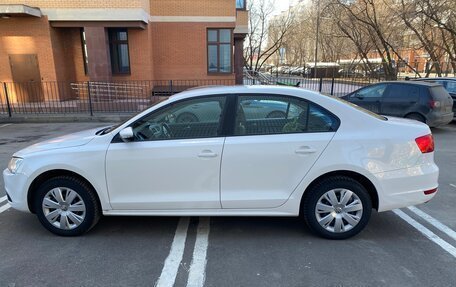 Volkswagen Jetta VI, 2013 год, 1 000 000 рублей, 8 фотография