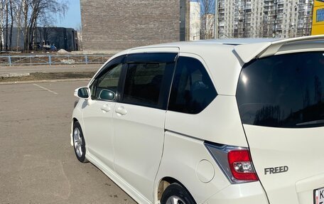 Honda Freed I, 2010 год, 1 200 000 рублей, 10 фотография