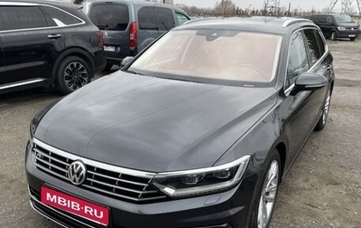 Volkswagen Passat B8 рестайлинг, 2019 год, 2 400 000 рублей, 1 фотография