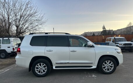 Toyota Land Cruiser 200, 2015 год, 5 200 000 рублей, 3 фотография