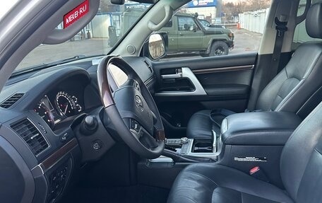 Toyota Land Cruiser 200, 2015 год, 5 200 000 рублей, 7 фотография