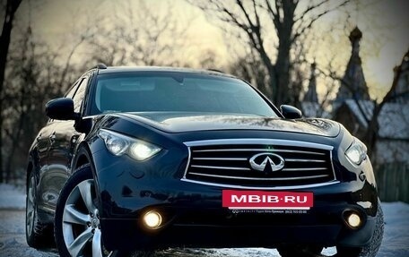 Infiniti FX II, 2011 год, 2 070 000 рублей, 16 фотография