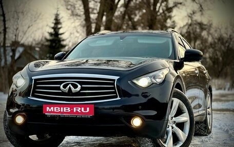 Infiniti FX II, 2011 год, 2 070 000 рублей, 18 фотография