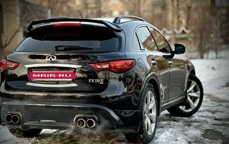 Infiniti FX II, 2011 год, 2 070 000 рублей, 19 фотография