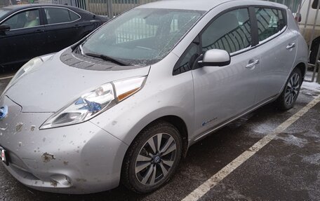 Nissan Leaf I, 2013 год, 1 200 000 рублей, 2 фотография