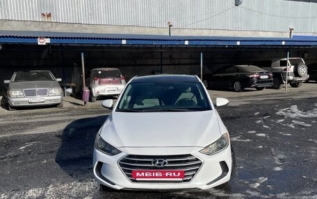 Hyundai Elantra VI рестайлинг, 2017 год, 1 400 000 рублей, 2 фотография