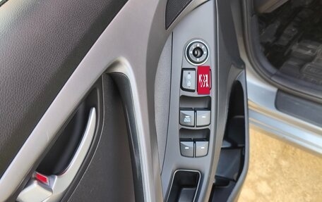 Hyundai Elantra V, 2014 год, 1 290 000 рублей, 14 фотография