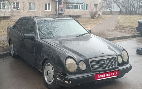 Mercedes-Benz E-Класс, 1996 год, 185 000 рублей, 4 фотография