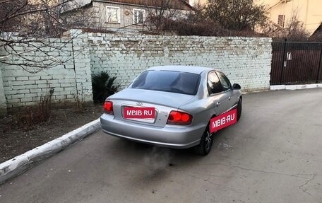 Hyundai Sonata IV рестайлинг, 2004 год, 430 000 рублей, 4 фотография