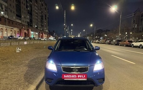 KIA Rio II, 2011 год, 820 000 рублей, 3 фотография