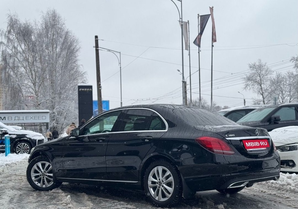 Mercedes-Benz C-Класс, 2019 год, 2 969 000 рублей, 4 фотография