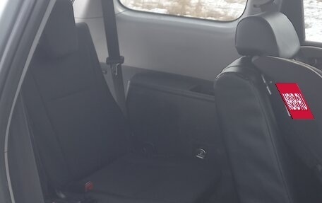 Toyota Wish II, 2010 год, 1 520 000 рублей, 30 фотография