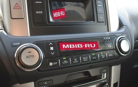 Toyota Land Cruiser Prado 150 рестайлинг 2, 2012 год, 3 230 000 рублей, 17 фотография