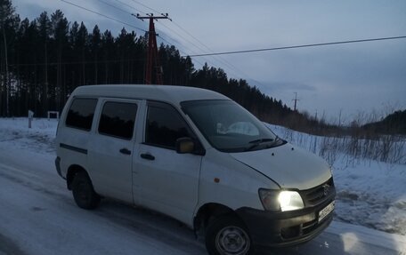 Toyota Town Ace III, 2001 год, 300 000 рублей, 5 фотография