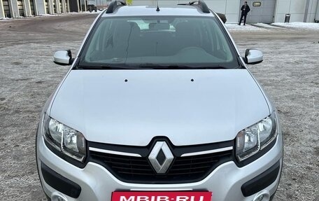 Renault Sandero II рестайлинг, 2018 год, 899 000 рублей, 2 фотография