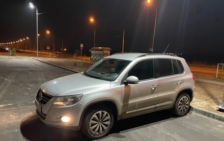 Volkswagen Tiguan I, 2010 год, 1 200 000 рублей, 2 фотография