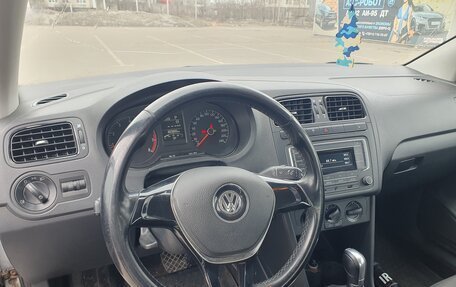 Volkswagen Polo VI (EU Market), 2016 год, 850 000 рублей, 6 фотография