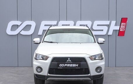 Mitsubishi Outlander III рестайлинг 3, 2011 год, 1 100 000 рублей, 3 фотография