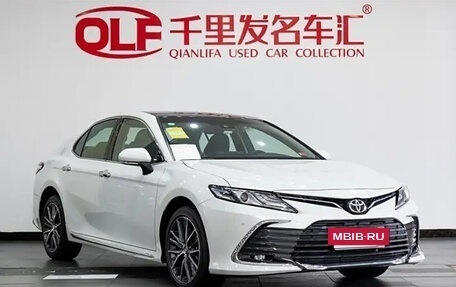 Toyota Camry, 2023 год, 4 045 000 рублей, 6 фотография
