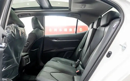 Toyota Camry, 2023 год, 4 045 000 рублей, 10 фотография