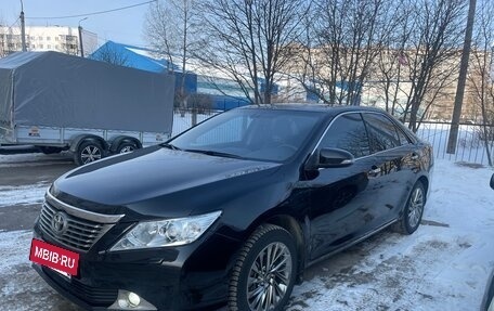 Toyota Camry, 2013 год, 1 700 000 рублей, 4 фотография