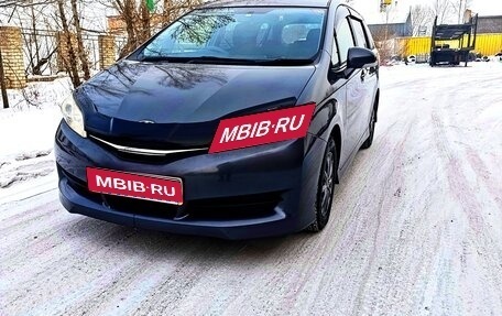 Toyota Wish II, 2012 год, 1 680 000 рублей, 1 фотография