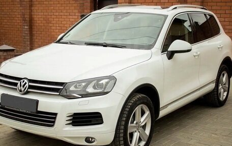 Volkswagen Touareg III, 2010 год, 1 050 000 рублей, 1 фотография