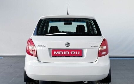 Skoda Fabia II, 2011 год, 890 000 рублей, 6 фотография