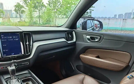 Volvo XC60 II, 2022 год, 2 900 000 рублей, 14 фотография